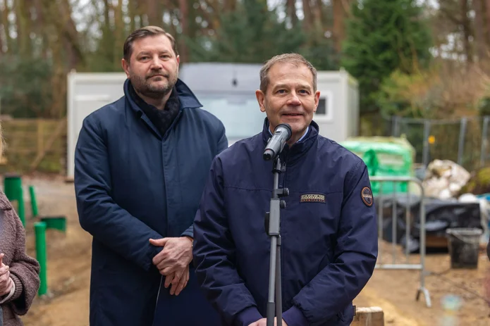 SEG-Geschäftsführer Andreas Budde und Oberbürgermeister Tim Kurzbach beim Richtfest